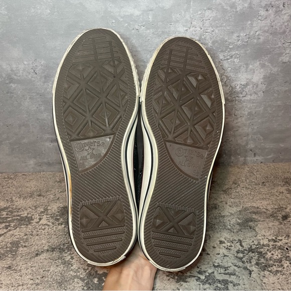 Converse All Star Chuck Taylor Low Leather Sneakers Womens sz 7.5 - Picture 5 of 7